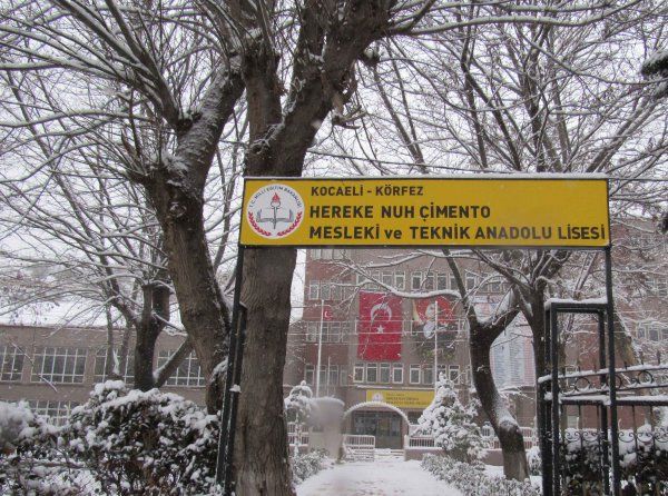 Hereke Nuh Çimento Mesleki ve Teknik Anadolu Lisesi Fotoğrafı